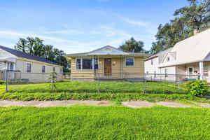featured image of 2510 Sylvanie St