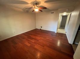 featured image of 902 Park Ln