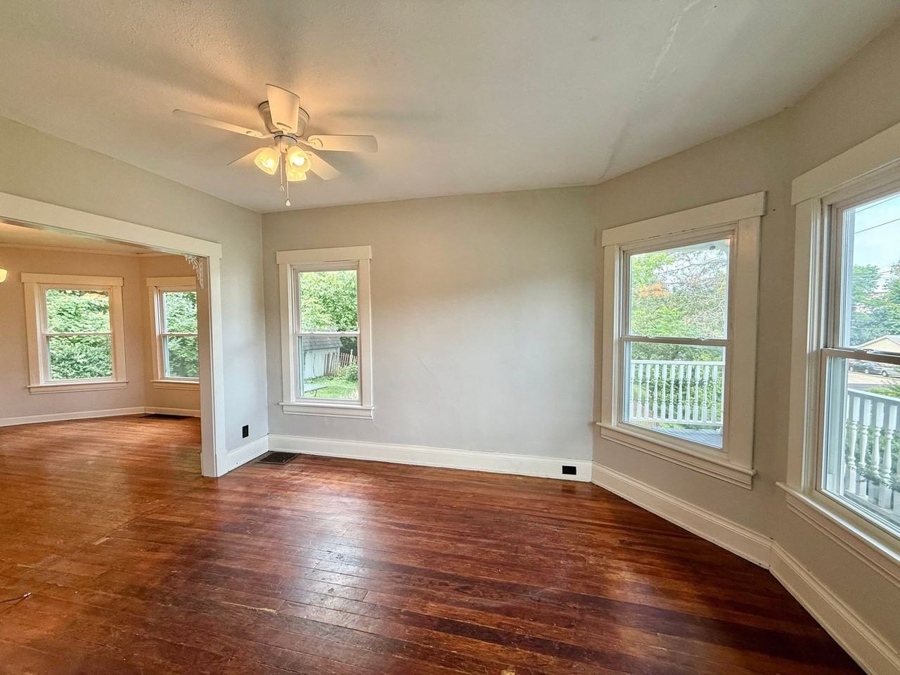 210 Obannon Ave - Photo 3 of 14