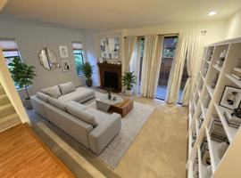 featured image of 1717 Novato Blvd
