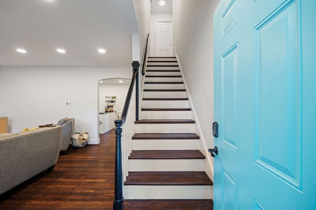 4815 Cutshaw Ave - Photo 4 of 48