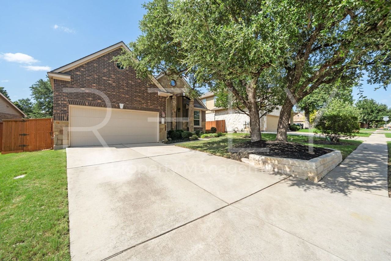 227 Choke Canyon Ln - Photo 3 of 41