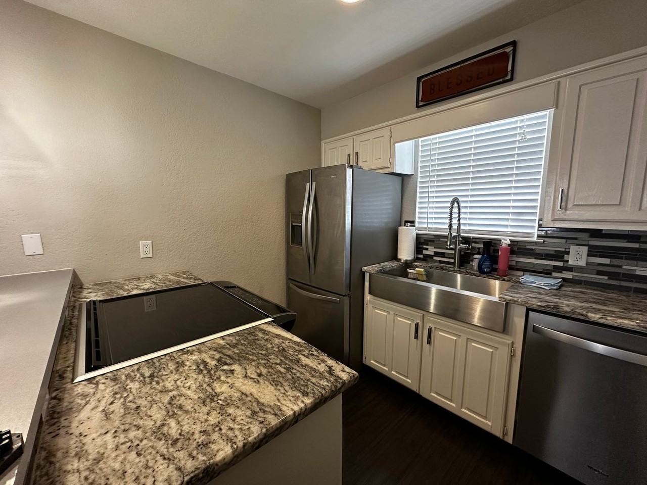1368 S 12th St - Photo 3 of 14