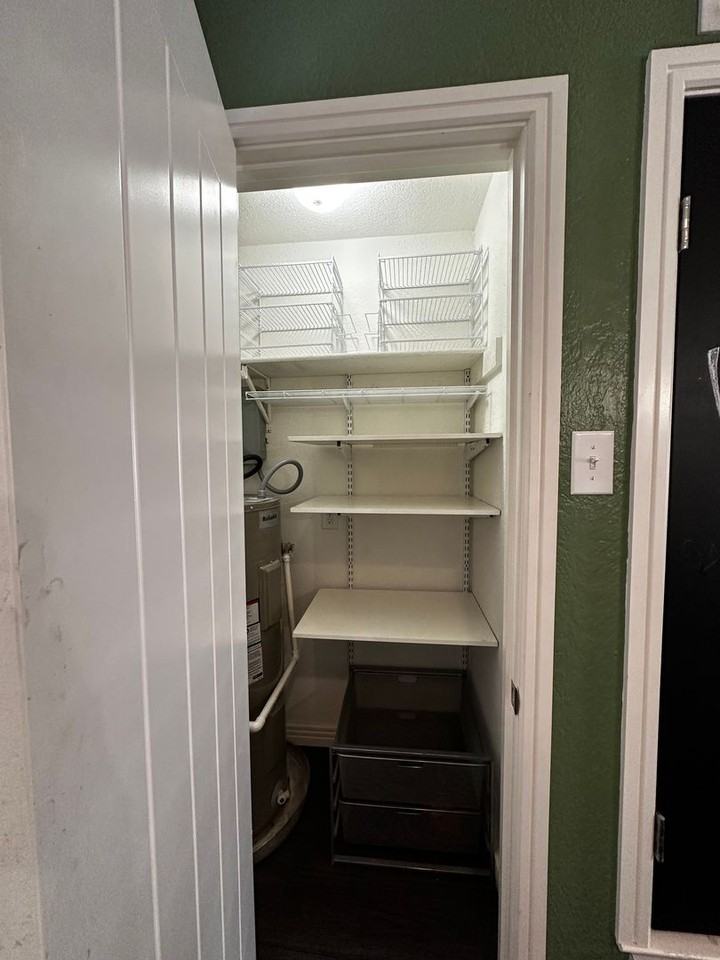 1368 S 12th St - Photo 5 of 14