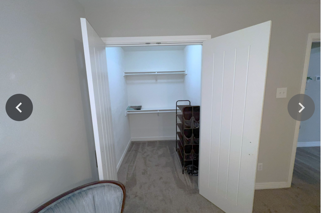 1366 S 12th St - Photo 4 of 9