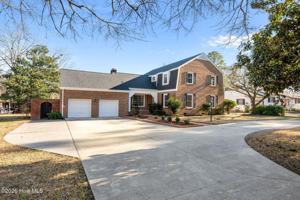 featured image of 236 Shoreline Dr