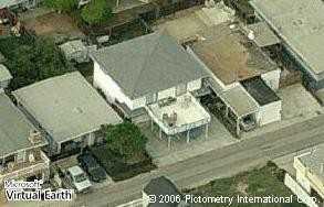 1105 Bath Ln - Photo 3 of 9
