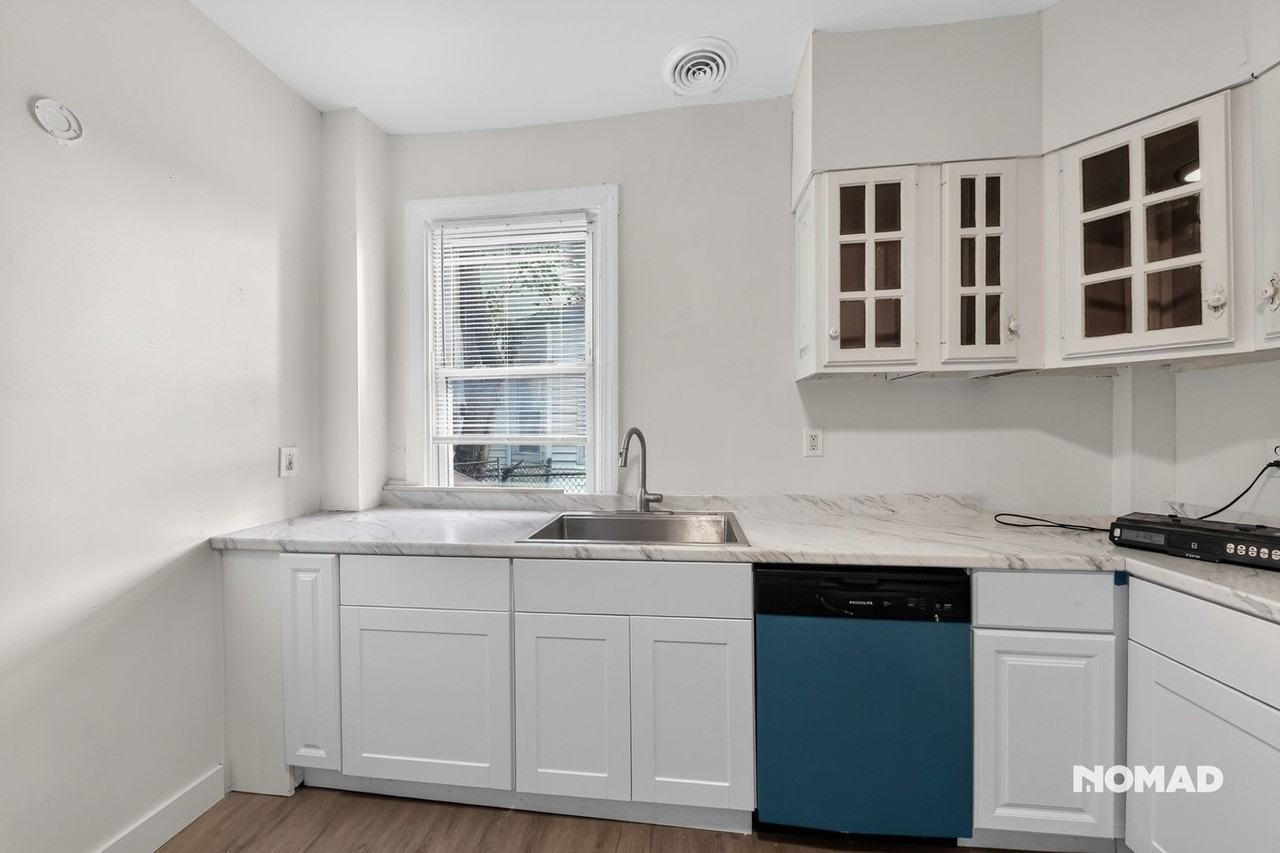 4826 Section Ave - Photo 2 of 14