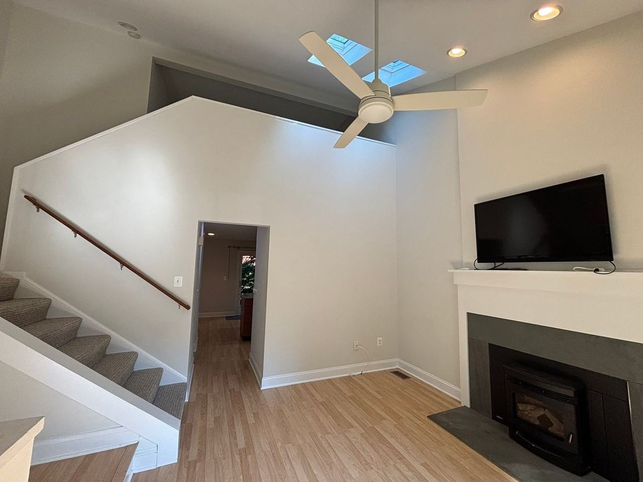 1240 Youngs Farm Rd - Photo 3 of 32