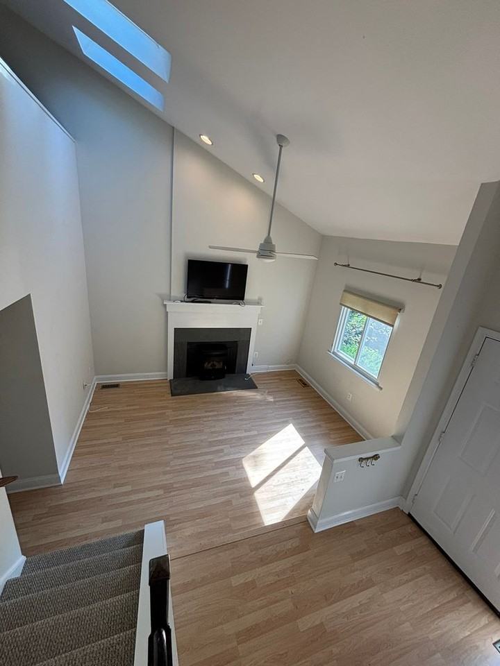1240 Youngs Farm Rd - Photo 6 of 32