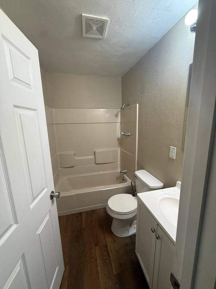 140 Main Ave - Photo 6 of 7