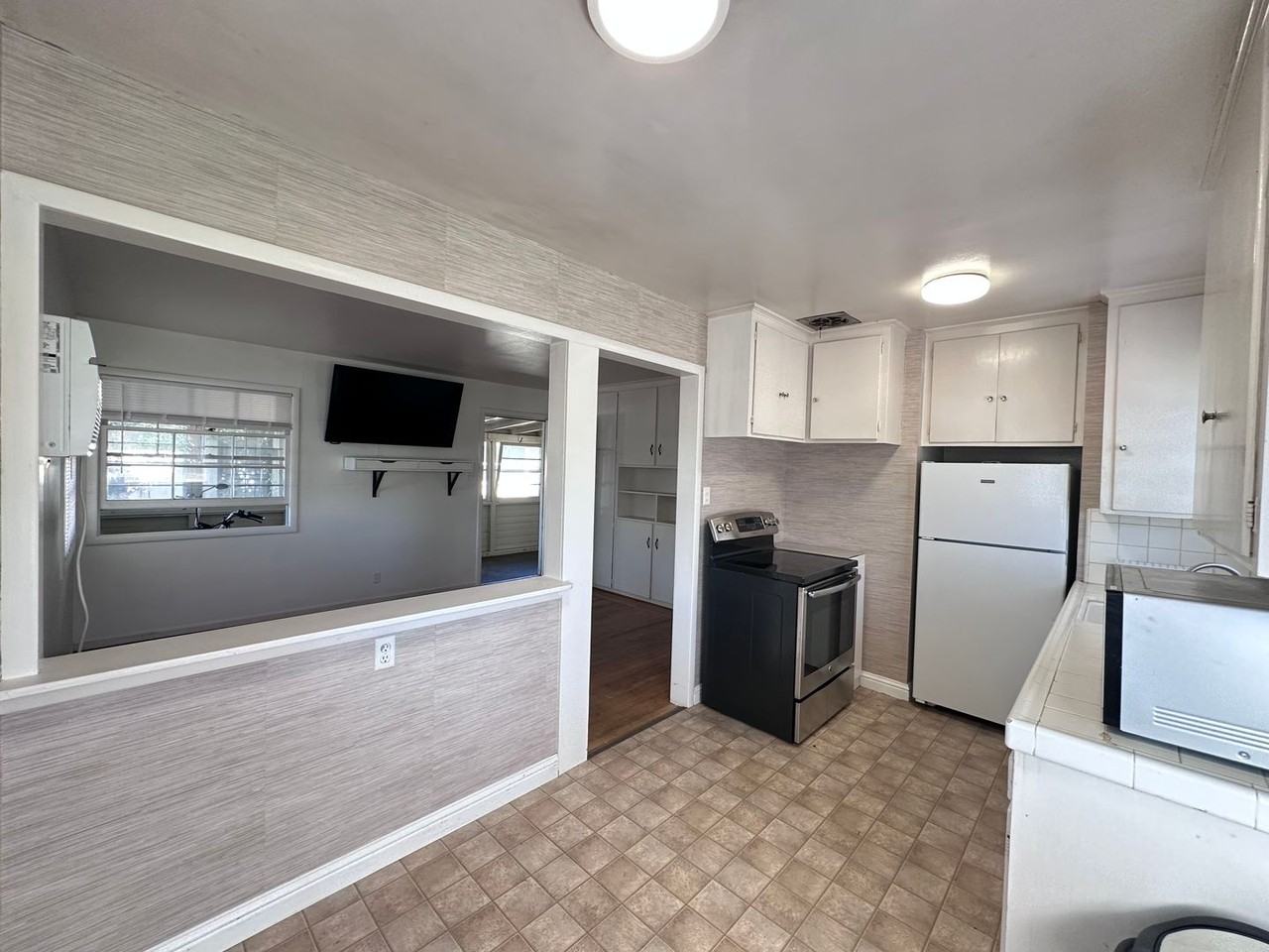 610 William St - Photo 7 of 12