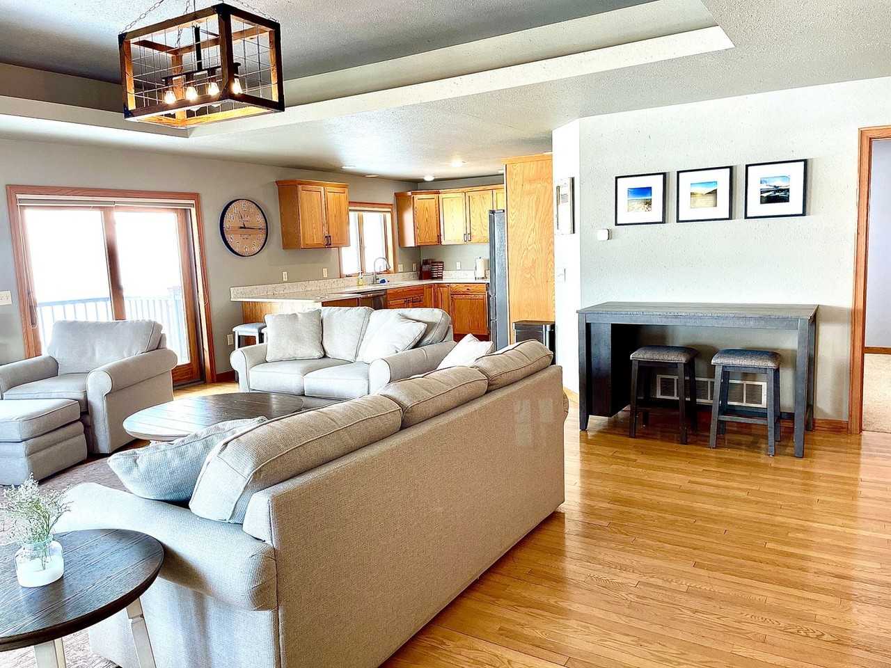 1210 Knower Ave - Photo 3 of 15