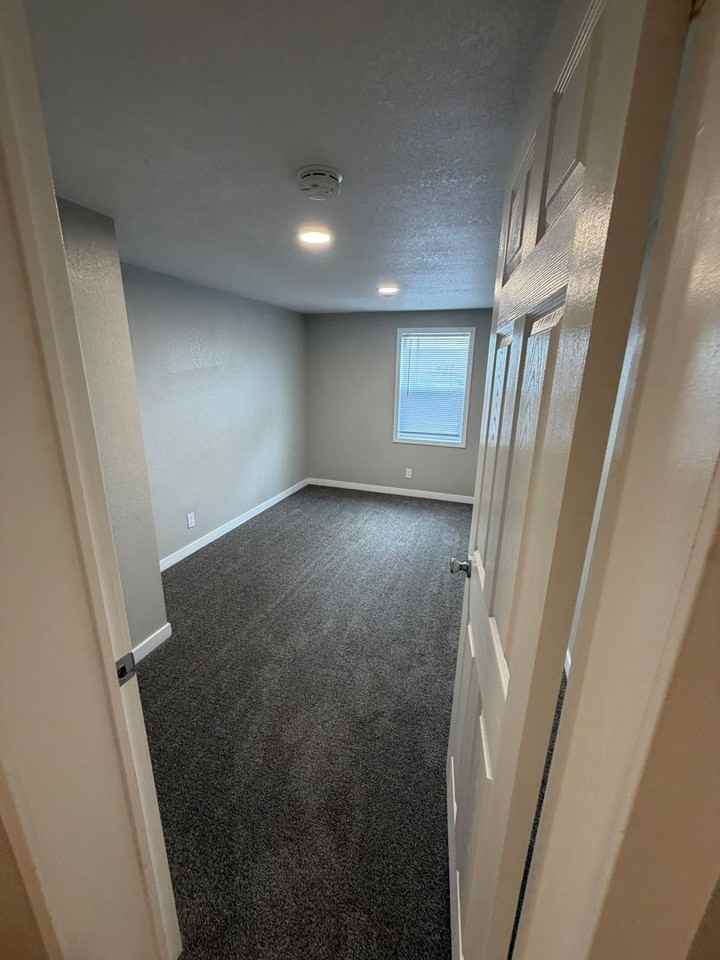 2705 Rex Anne Way - Photo 2 of 13