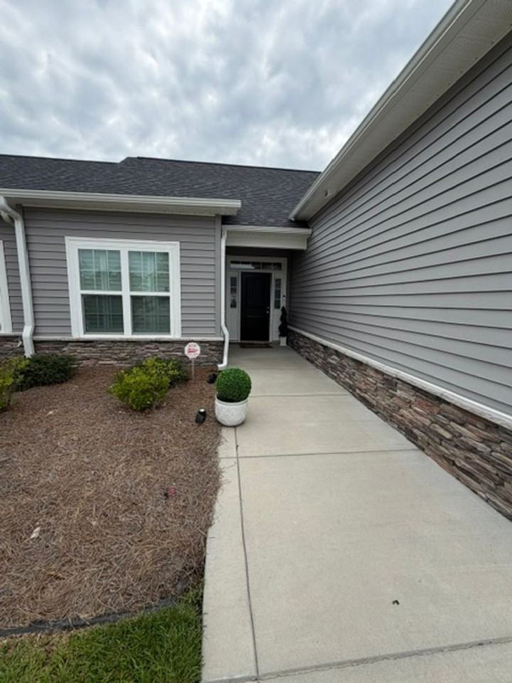 311 Oak Pointe Cir E - Photo 2 of 26