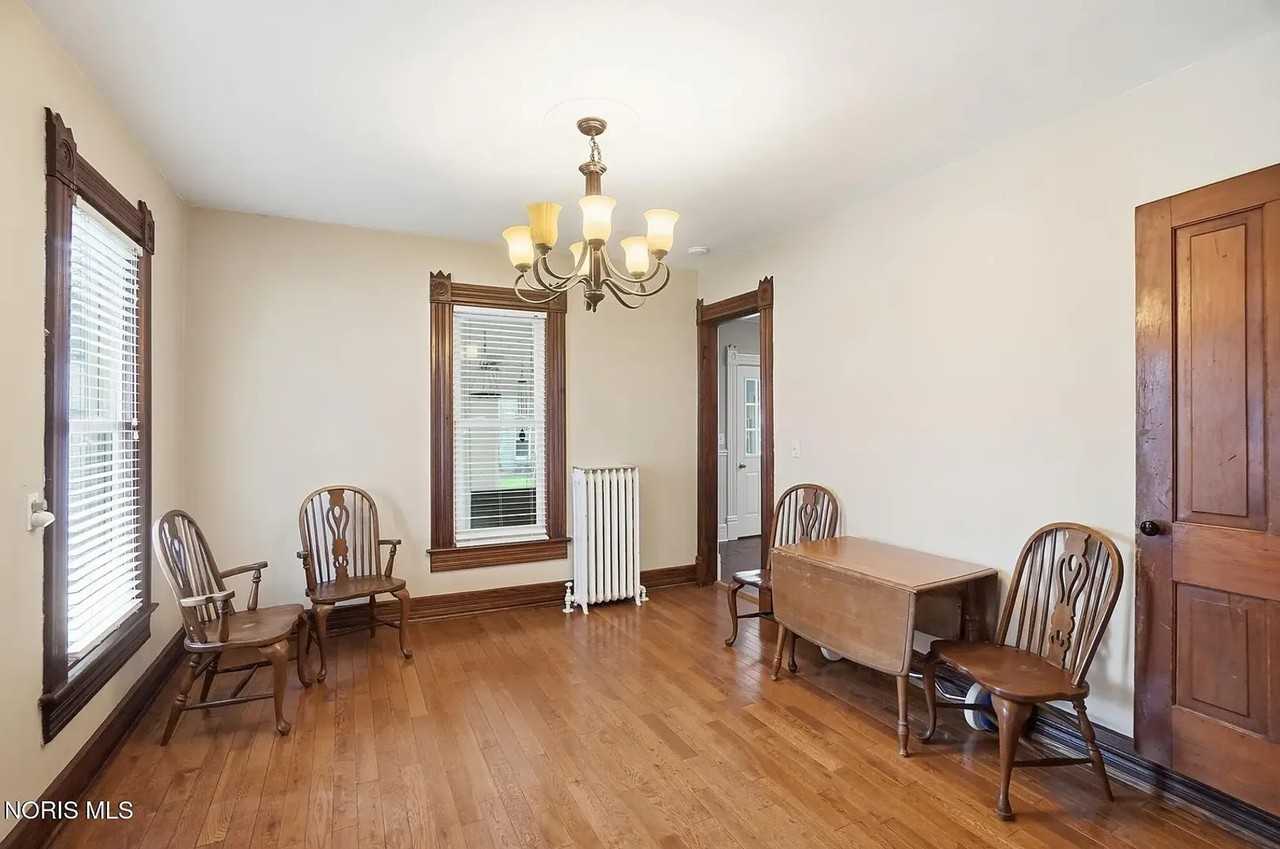 409 W Wooster St - Photo 4 of 43
