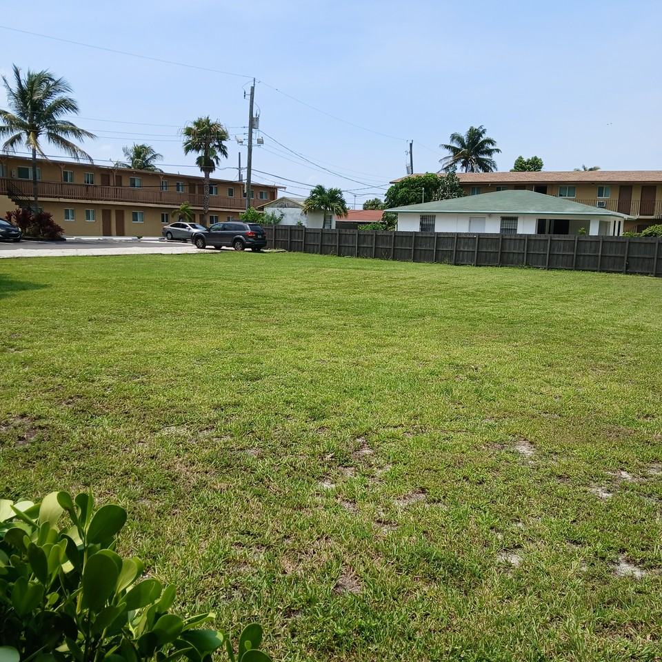 619 Nw 6th Ave #S1 - Photo 2 of 8