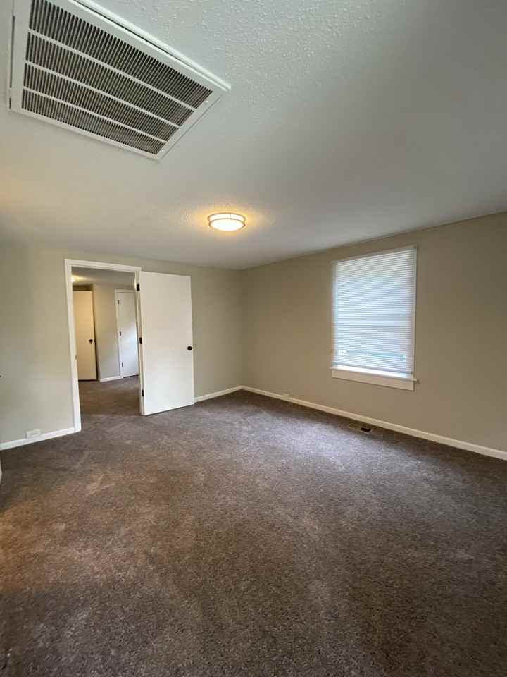 812 West 2nd AvenueUnit: B #B - Photo 2 of 11