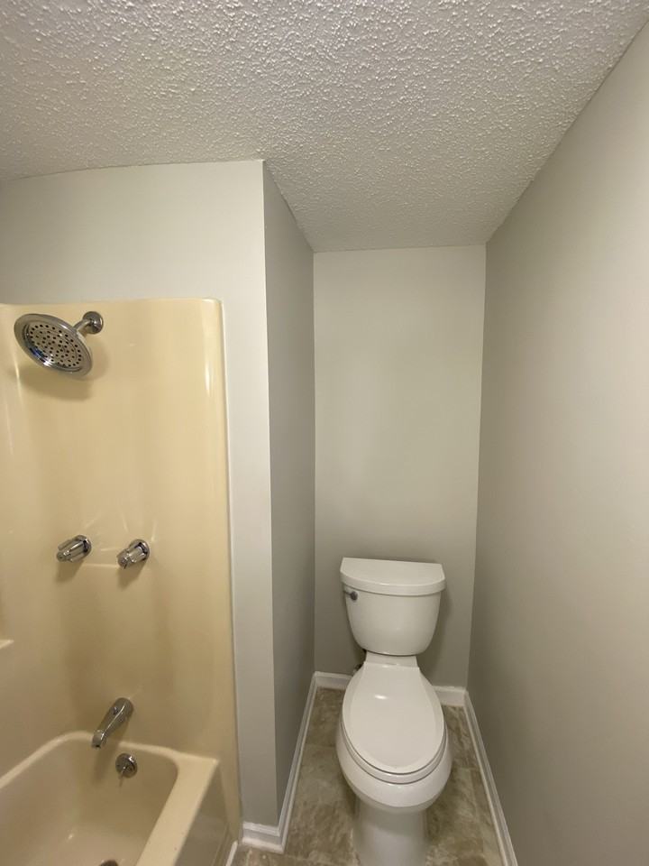 812 West 2nd AvenueUnit: B #B - Photo 5 of 11