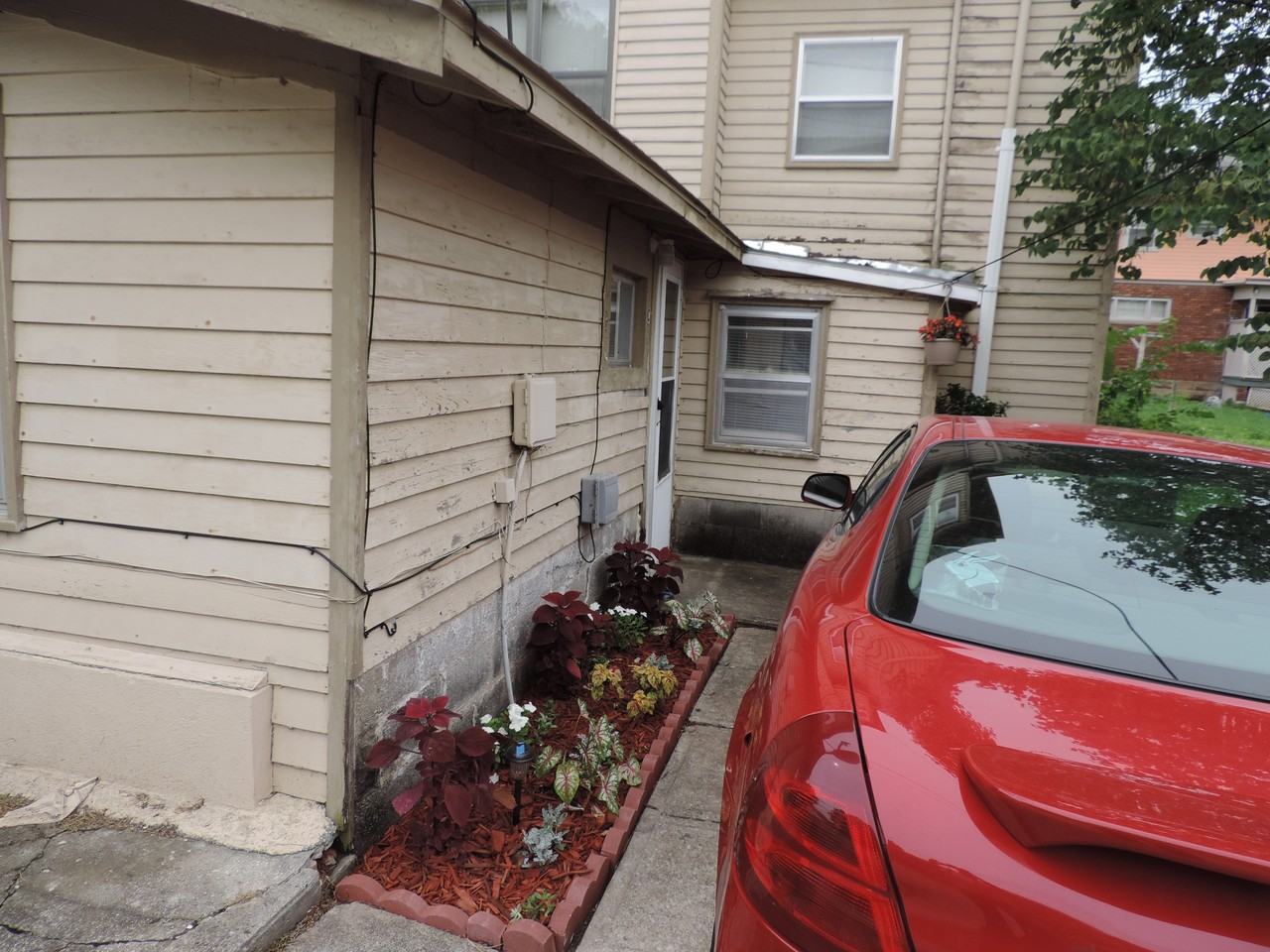 108 S College Ave #C - Photo 5 of 8