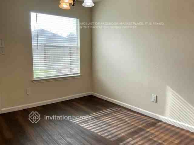 8542 Doskocil Dr - Photo 7 of 16