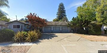 featured image of 996 Goodwin Ave #996