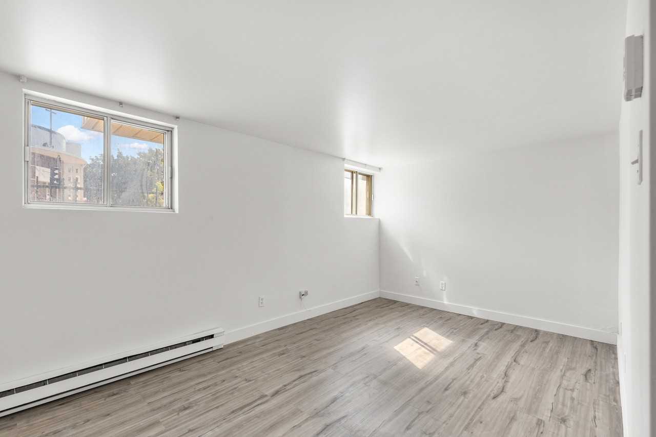 4761 Rue Hochelaga — photo 3