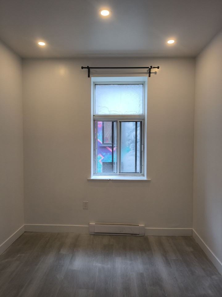 591 Av Ash — photo 2