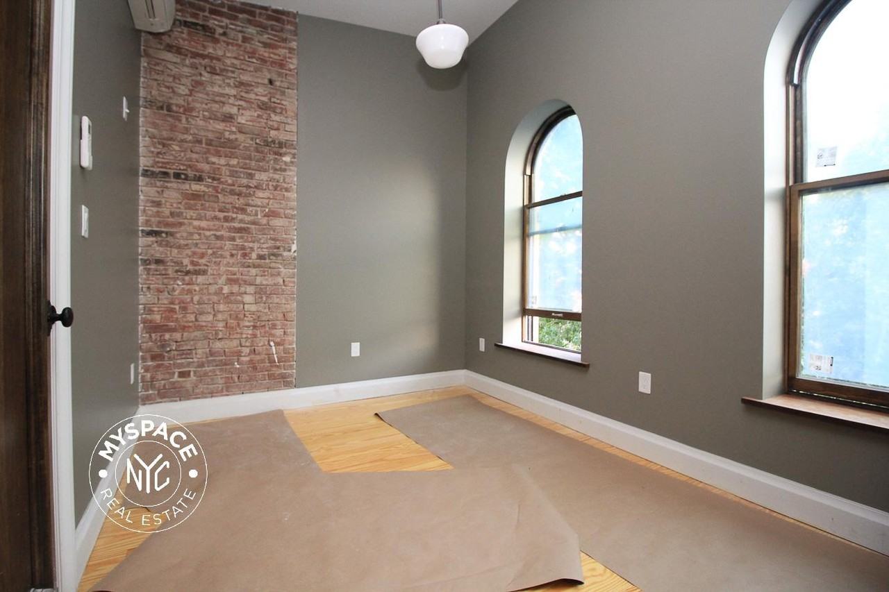 129 Putnam Ave #3R