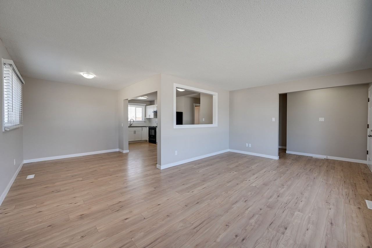 13815 88 Street, Main, Edmonton, Alberta, Canada, T5E 3J1 - Photo 7 of 18