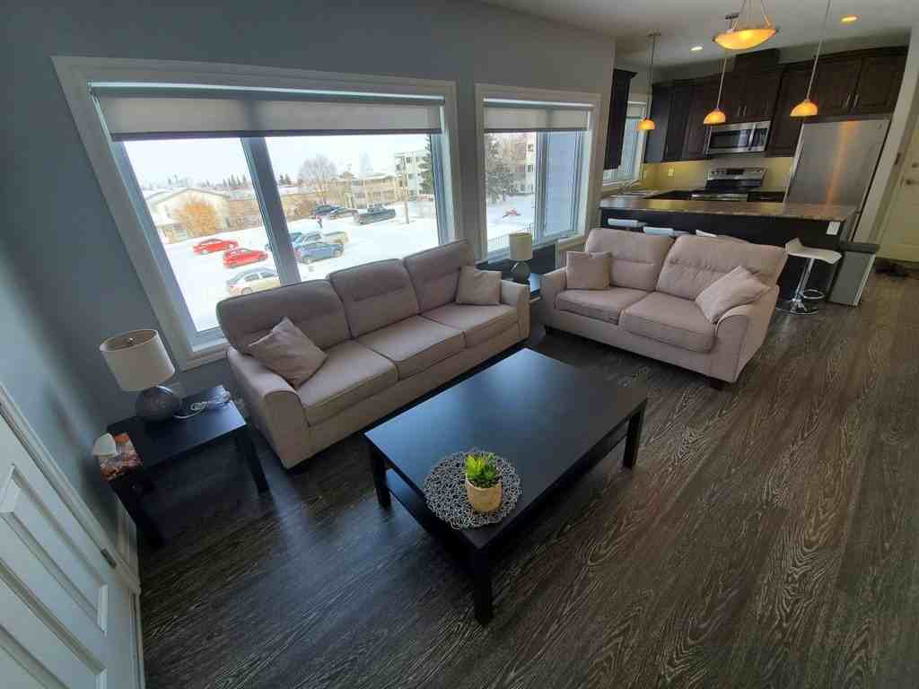 Furnished Executive Condo - Photo 6 of 15