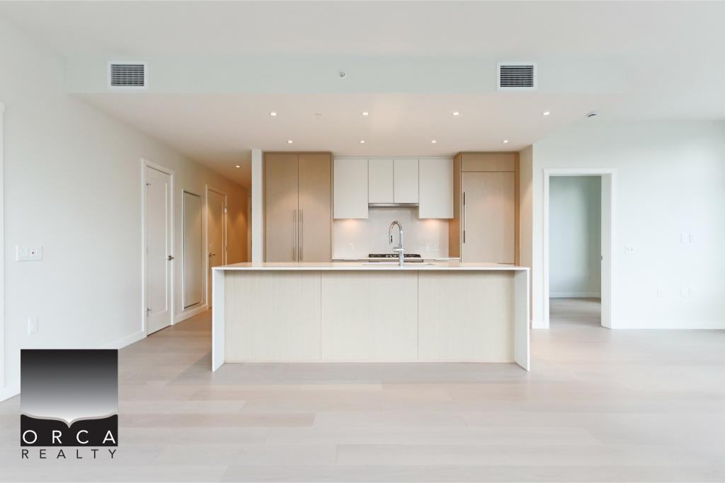 128 15th Street West 303 - Photo 6 of 33