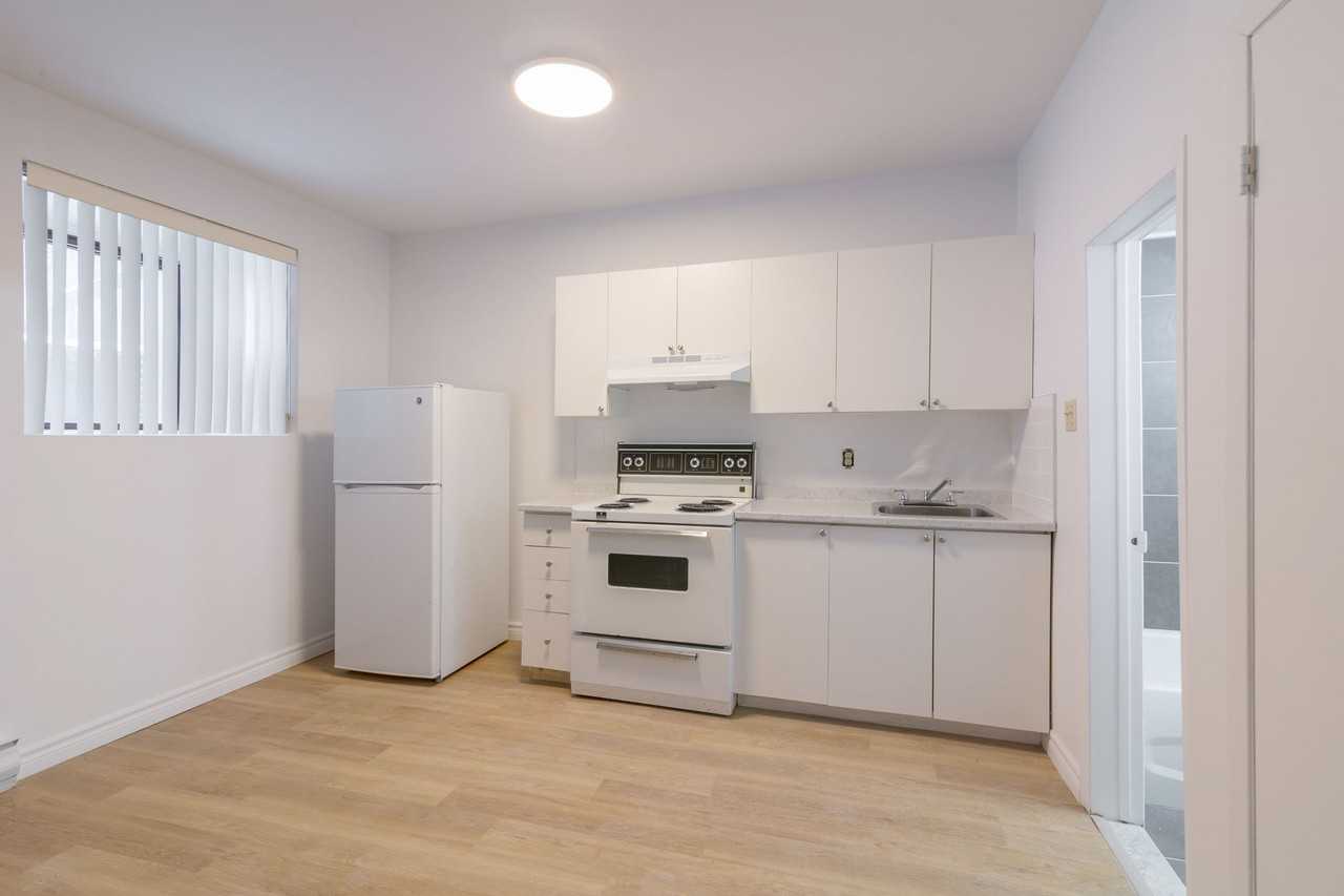 539 Rue Prince-Arthur O — photo 2