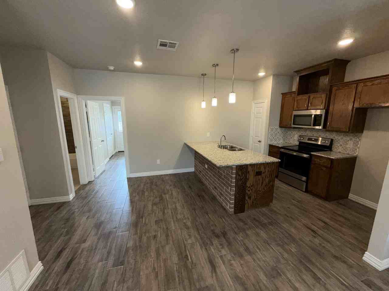 3206 Addison Way - Photo 3 of 12