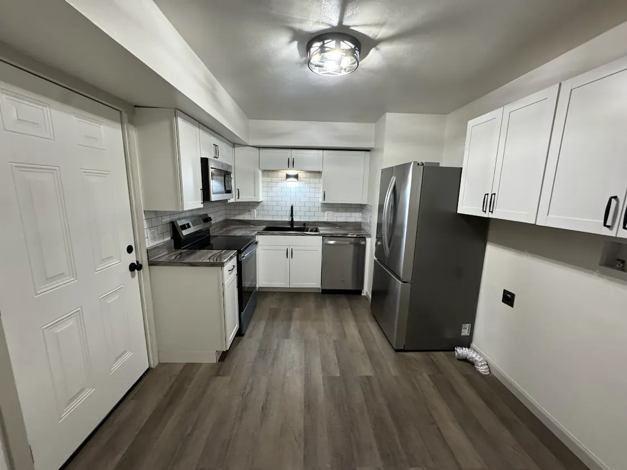 Cypress Townhomes - Photo 4 of 23