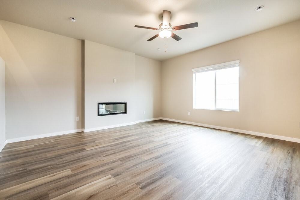 2211 Christina St - Photo 6 of 20