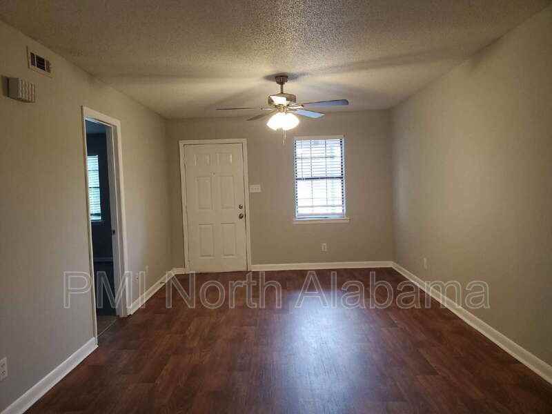 2005 Morgan Ave Sw #3 - Photo 4 of 12