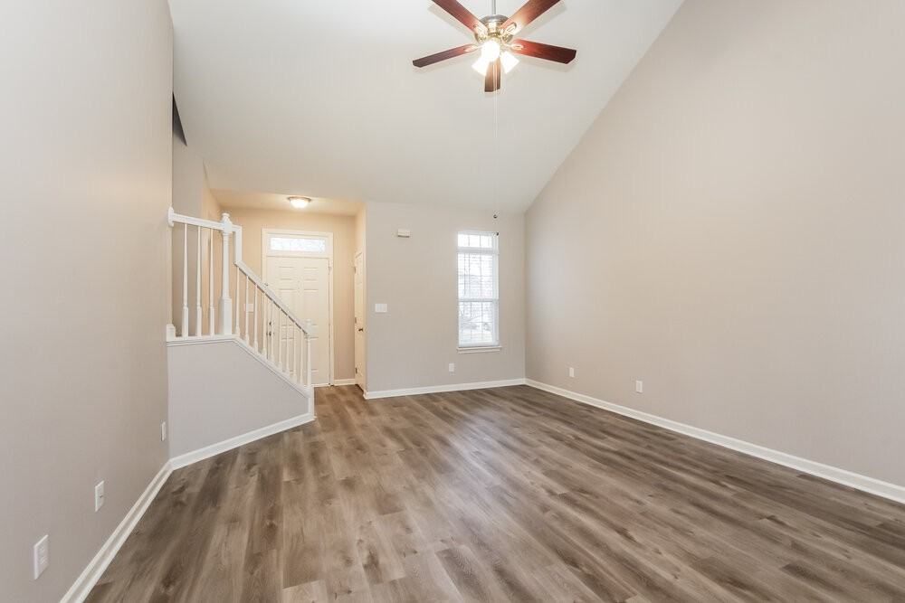 6213 Spanish Moss Ln - Photo 4 of 17
