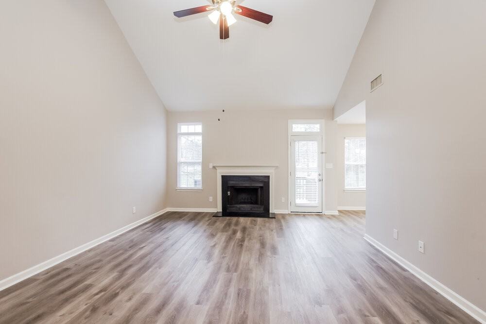6213 Spanish Moss Ln - Photo 5 of 17