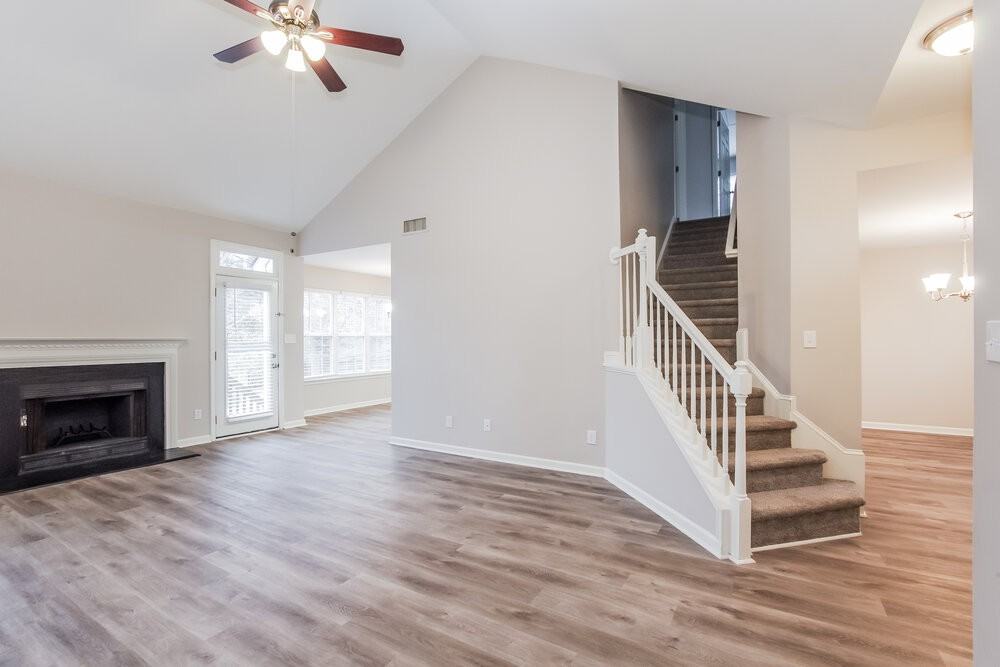 6213 Spanish Moss Ln - Photo 6 of 17