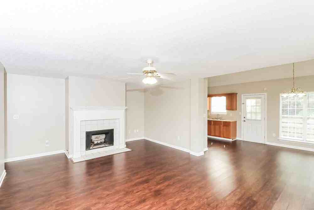 109 Belle Chase - Photo 5 of 17
