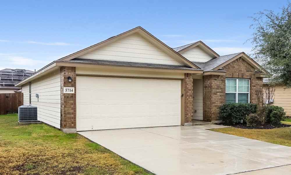 5714 Goliad Blf - Photo 3 of 16