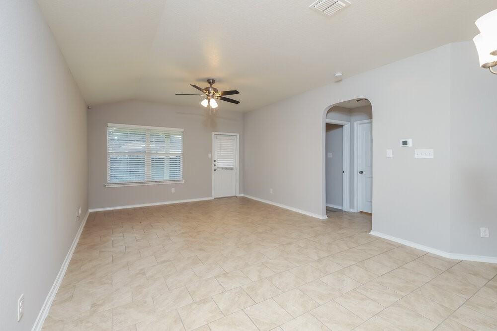 5714 Goliad Blf - Photo 4 of 16