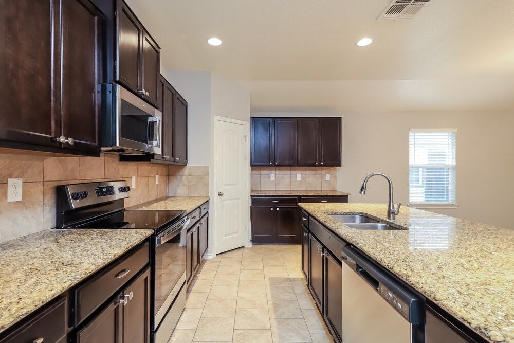 5714 Goliad Blf - Photo 6 of 16