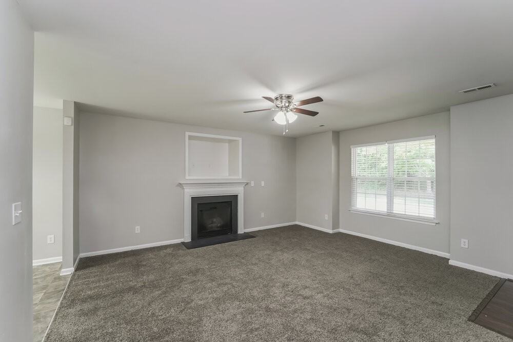 8819 Twisted Pine Dr - Photo 5 of 16