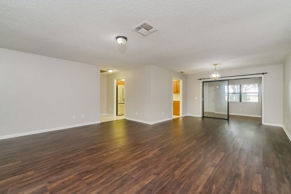 104 Lake Daisy Ter - Photo 5 of 16