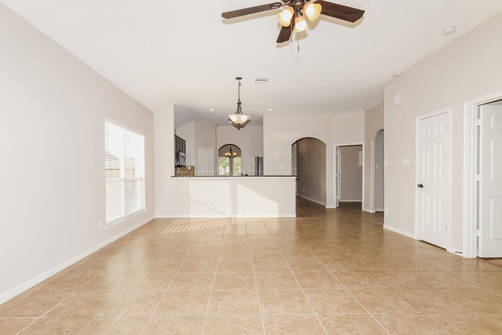 18415 Sunrise Maple Dr - Photo 4 of 16