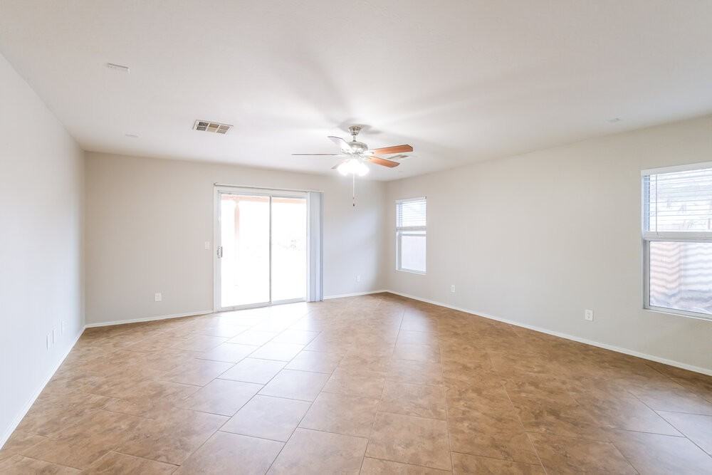 22614 W Papago St - Photo 5 of 16