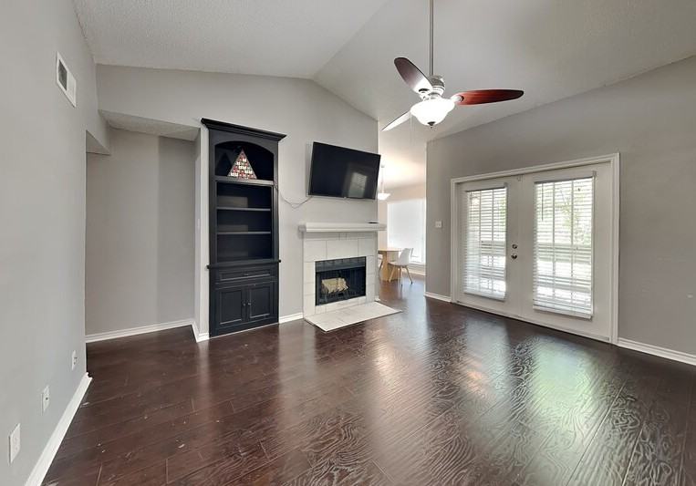 8550 Fair Oaks Crossing Dr #306 - Photo 2 of 13
