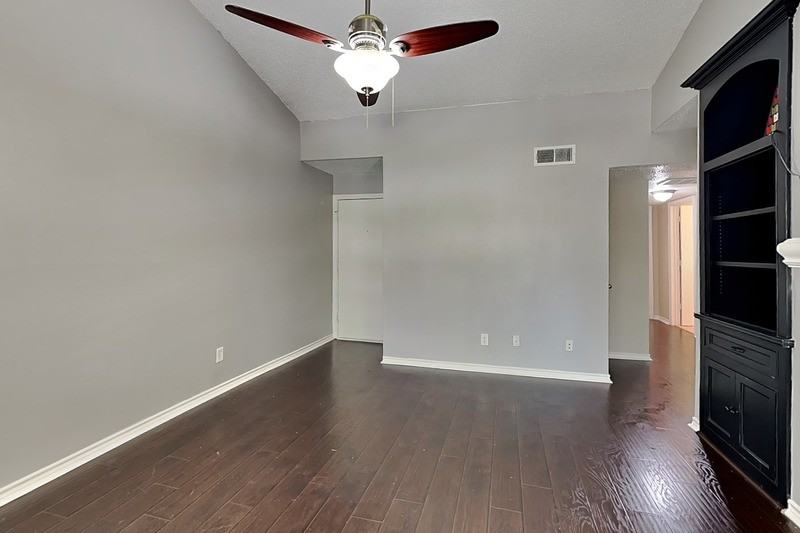 8550 Fair Oaks Crossing Dr #306 - Photo 4 of 13